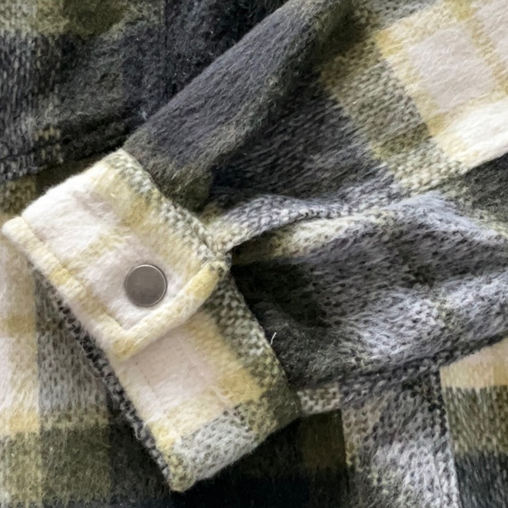 Thread & Supply Plaid Jacket Size Large - Picture 5 of 9